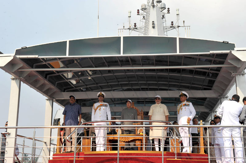 presidentpranabmukherjeereviewsindiannavalfleetatifr2016